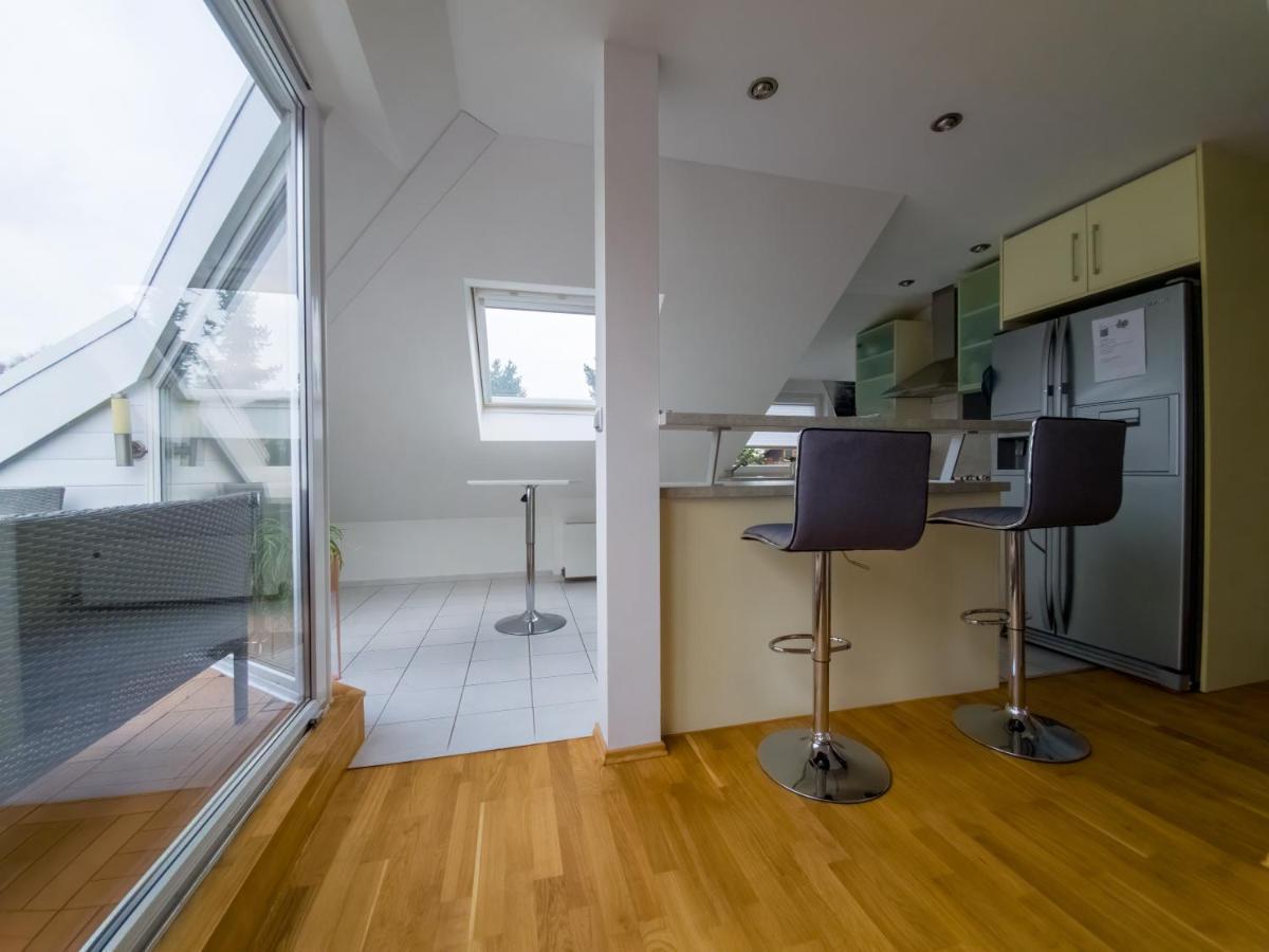 ויסבאדן Wohnung Mit Einer Sauna Direkt Am Park מראה חיצוני תמונה